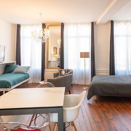 Suite Eugenie Charleville-Mezieres Bagian luar foto